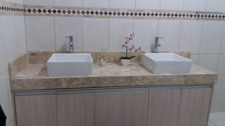 Imagem Casa com 2 Quartos à Venda, 146 m² em Guaxinduva - Atibaia Imagem Casa com 2 Quartos à Venda, 146 m² em Guaxinduva - Atibaia