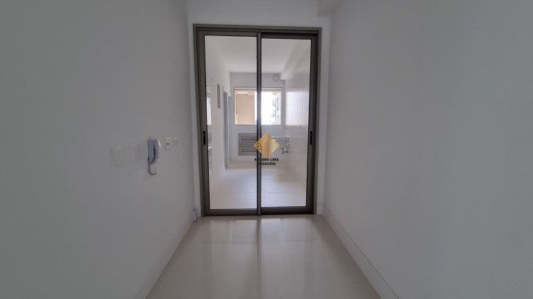 Imagem Apartamento com 4 Quartos à Venda, 211 m² em Real Parque - São Paulo