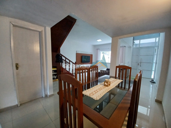 Imagem Casa com 3 Quartos à Venda, 300 m² em Granja Guarani - Teresópolis Imagem Casa com 3 Quartos à Venda, 300 m² em Granja Guarani - Teresópolis