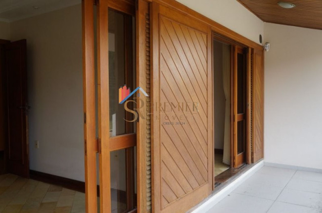 Imagem Casa com 4 Quartos à Venda, 320 m² em Córrego Grande - Florianópolis