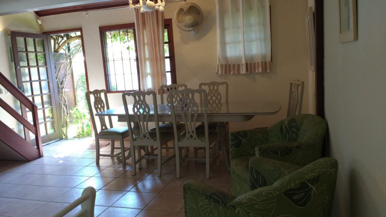 Imagem Casa de Condomínio com 3 Quartos à Venda, 70 m² em Peró - Cabo Frio Imagem Casa de Condomínio com 3 Quartos à Venda, 70 m² em Peró - Cabo Frio