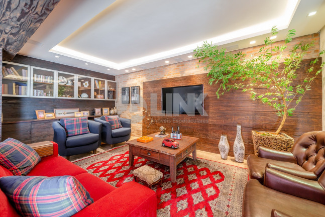 Imagem Casa com 4 Quartos à Venda, 450 m² em Vila Assunção - Porto Alegre