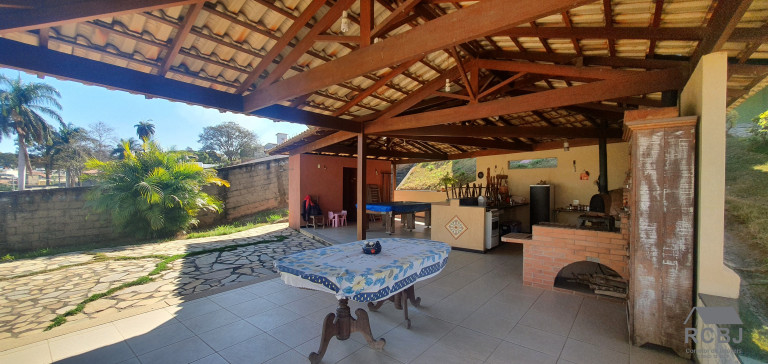 Imagem Casa com 5 Quartos à Venda, 390 m² em Enseada Das Garças - Belo Horizonte Imagem Casa com 5 Quartos à Venda, 390 m² em Enseada Das Garças - Belo Horizonte