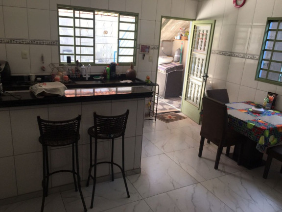 Imagem Casa com 3 Quartos à Venda, 260 m² em Praia - Contagem Imagem Casa com 3 Quartos à Venda, 260 m² em Praia - Contagem
