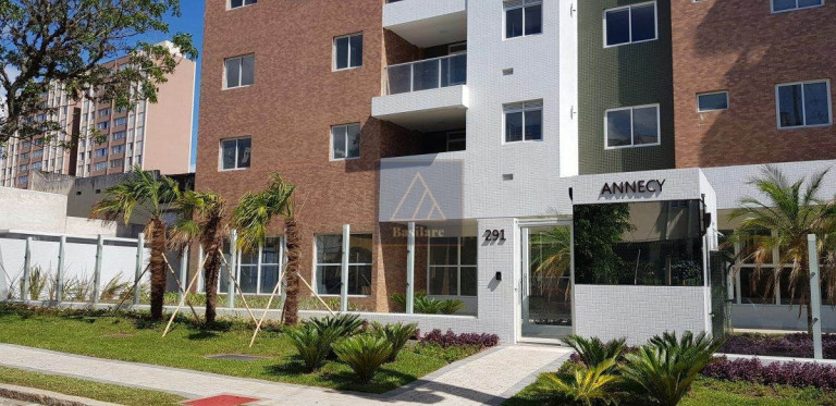 Apartamento com 3 Quartos à Venda, 77 m² em Mercês - Curitiba