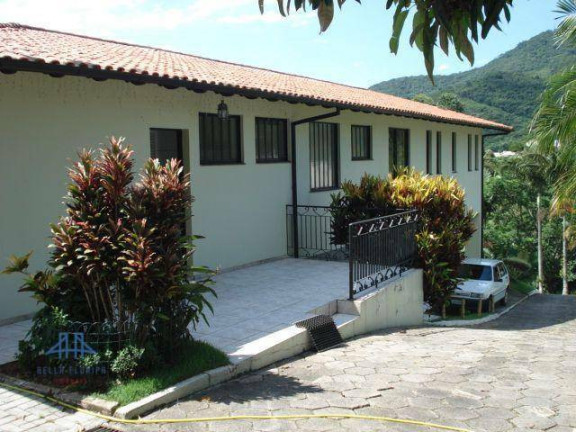 Imagem Casa com 5 Quartos à Venda, 600 m² em Itacorubi - Florianópolis Imagem Casa com 5 Quartos à Venda, 600 m² em Itacorubi - Florianópolis