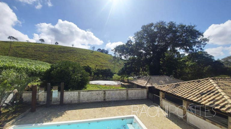 Imagem Chácara com 8 Quartos à Venda, 58.000 m² em Zona Rural Imagem Chácara com 8 Quartos à Venda, 58.000 m² em Zona Rural
