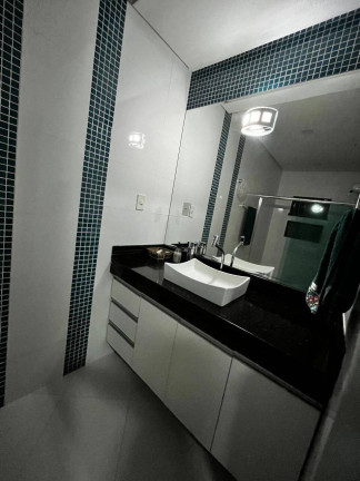 Imagem Casa com 4 Quartos à Venda, 1.200 m² em Aleixo - Manaus