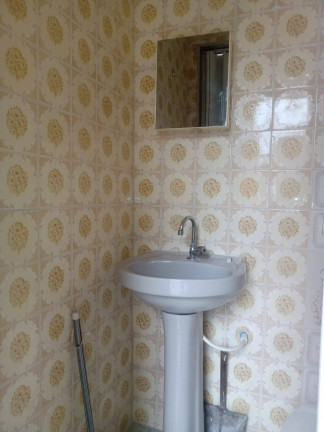 Imagem Casa com 1 Quarto para Alugar,  em Taboão - Diadema