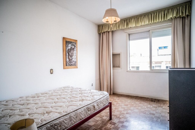 Imagem Apartamento com 3 Quartos à Venda, 141 m² em Menino Deus - Porto Alegre Imagem Apartamento com 3 Quartos à Venda, 141 m² em Menino Deus - Porto Alegre