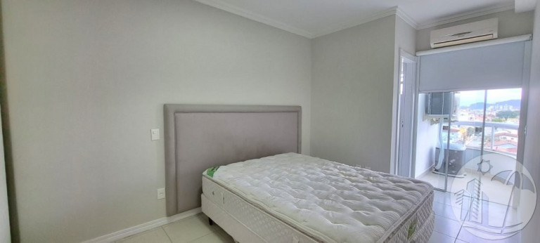 Imagem Apartamento com 3 Quartos à Venda, 121 m² em Centro - Balneário Camboriú Imagem Apartamento com 3 Quartos à Venda, 121 m² em Centro - Balneário Camboriú