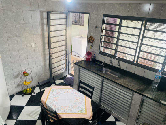 Imagem Casa com 2 Quartos à Venda, 351 m² em Centro - Pirassununga Imagem Casa com 2 Quartos à Venda, 351 m² em Centro - Pirassununga