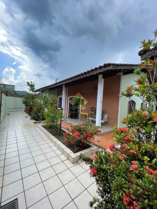Imagem Casa com 3 Quartos à Venda, 214 m² em Barra Da Lagoa - Ubatuba