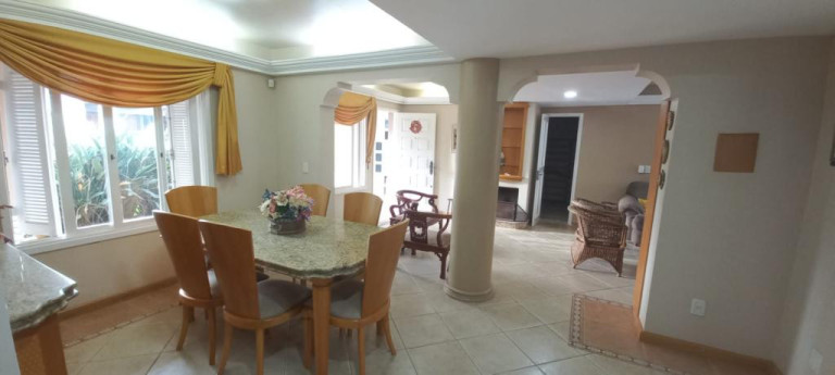 Imagem Sobrado com 4 Quartos à Venda, 270 m² em Capão Novo - Capao Da Canoa Imagem Sobrado com 4 Quartos à Venda, 270 m² em Capão Novo - Capao Da Canoa