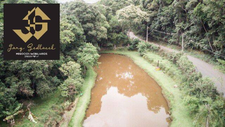 Imagem Chácara com 5 Quartos à Venda, 25.000 m² em Mato Dentro - Mairiporã Imagem Chácara com 5 Quartos à Venda, 25.000 m² em Mato Dentro - Mairiporã