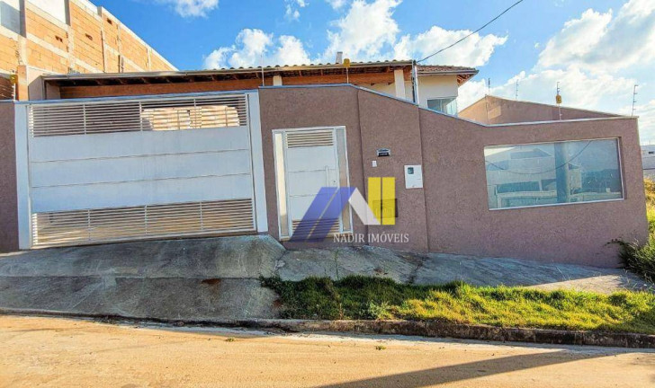 Casa com 3 Quartos à Venda ou Locação, 175 m² em Serra Morena - Pouso Alegre