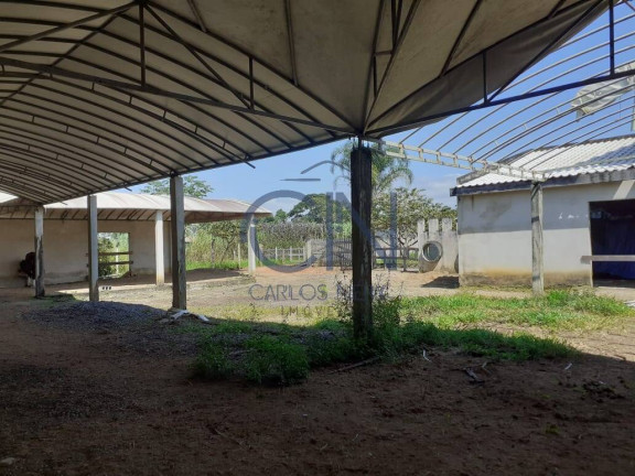 Imagem Casa com 1 Quarto à Venda, em Mandu - Pindamonhangaba Imagem Casa com 1 Quarto à Venda, em Mandu - Pindamonhangaba