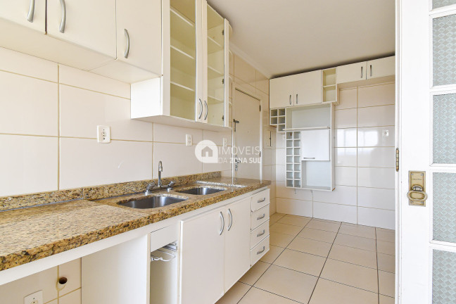 Imagem Apartamento com 3 Quartos à Venda, 105 m²