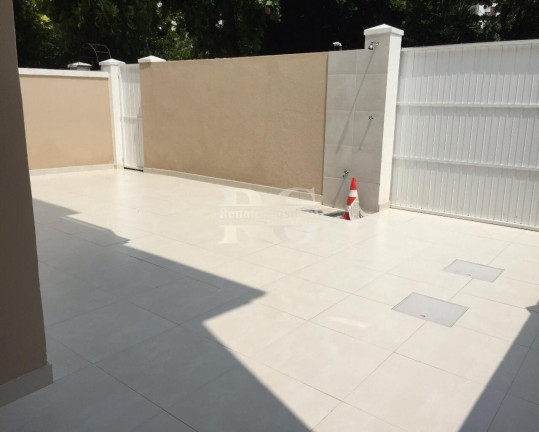 Imagem Casa com 6 Quartos à Venda, 260 m² em Barra Da Tijuca - Rio De Janeiro