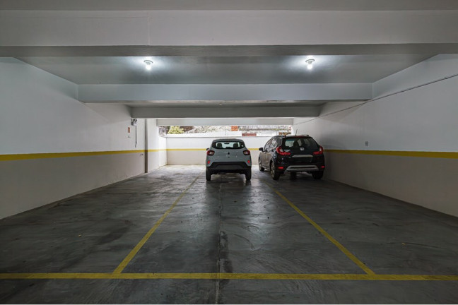Imagem Imóvel com 2 Quartos à Venda, em Petrópolis - Porto Alegre Imagem Imóvel com 2 Quartos à Venda, em Petrópolis - Porto Alegre