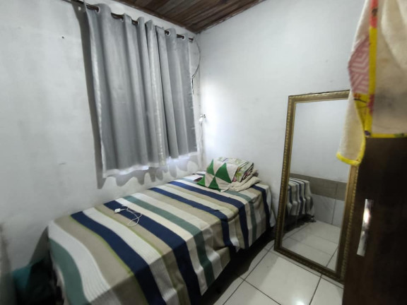 Imagem Imóvel com 
            	4             Quartos à Venda, 200 m² em 
            	Sitios Santa Luzia             - 
            	Aparecida De Goiania            