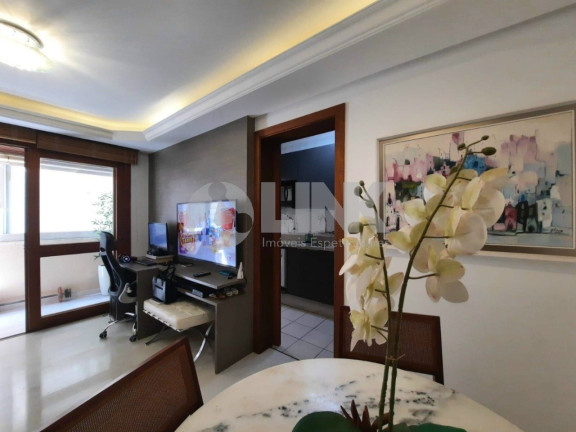 Imagem Apartamento com 2 Quartos à Venda, 60 m² em Petrópolis - Porto Alegre