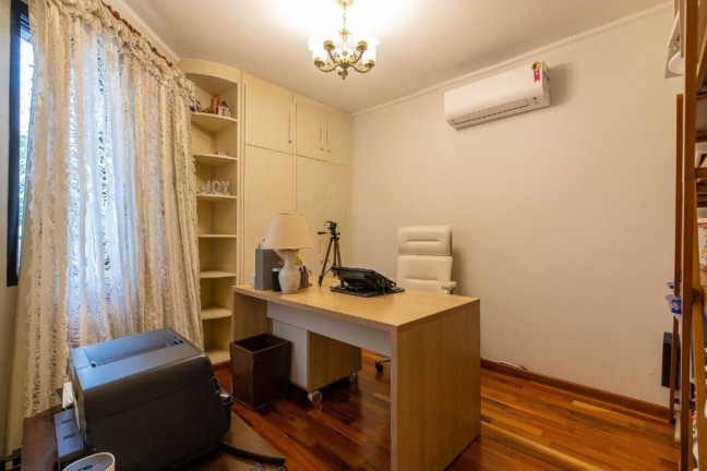 Imagem Imóvel com 3 Quartos à Venda, 139 m² em Vila Nova Conceição - São Paulo