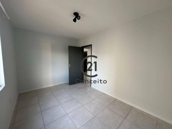Imagem Apartamento com 2 Quartos para Alugar, 72 m² em Coqueiros - Florianópolis