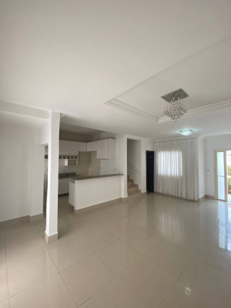 Imagem Casa à Venda, em Cidade Alta - Cuiabá Imagem Casa à Venda, em Cidade Alta - Cuiabá