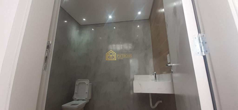 Imagem Casa com 3 Quartos à Venda, 250 m² em Vila Monumento - São Paulo Imagem Casa com 3 Quartos à Venda, 250 m² em Vila Monumento - São Paulo