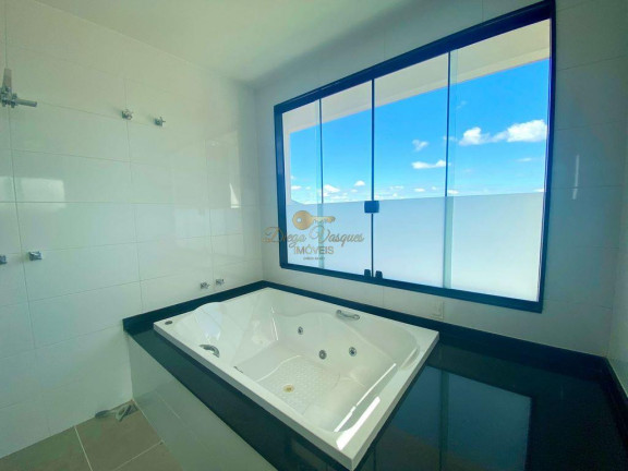 Imagem Casa com 3 Quartos à Venda, 400 m² em Caneca Fina - Guapimirim Imagem Casa com 3 Quartos à Venda, 400 m² em Caneca Fina - Guapimirim