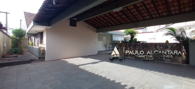 Imagem Casa com 6 Quartos à Venda, 294 m² em Santa Helena - Coronel Fabriciano Imagem Casa com 6 Quartos à Venda, 294 m² em Santa Helena - Coronel Fabriciano