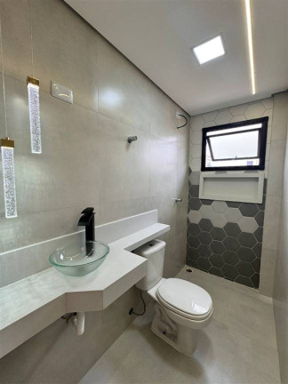 Imagem Casa com 4 Quartos à Venda, 160 m² em Guilhermina - Praia Grande Imagem Casa com 4 Quartos à Venda, 160 m² em Guilhermina - Praia Grande