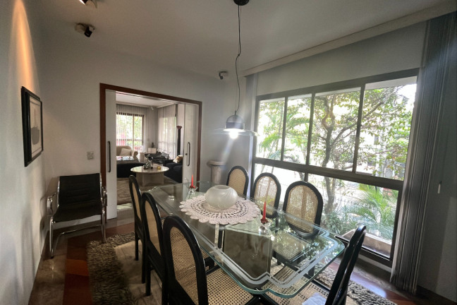 Imagem Apartamento com 3 Quartos à Venda, 194 m² em Moema - São Paulo Imagem Apartamento com 3 Quartos à Venda, 194 m² em Moema - São Paulo