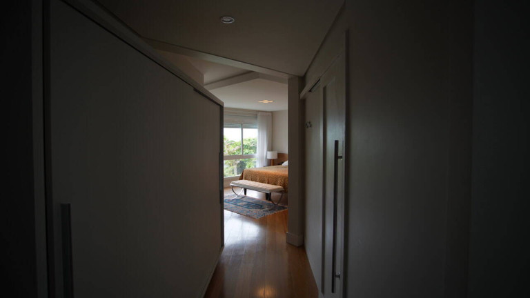 Imagem Casa com 4 Quartos à Venda, 570 m² em Jurere Internacional - Florianópolis Imagem Casa com 4 Quartos à Venda, 570 m² em Jurere Internacional - Florianópolis