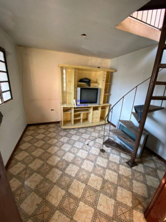 Imagem Sobrado com 2 Quartos à Venda, 50 m² em Pinheirinho - Curitiba Imagem Sobrado com 2 Quartos à Venda, 50 m² em Pinheirinho - Curitiba