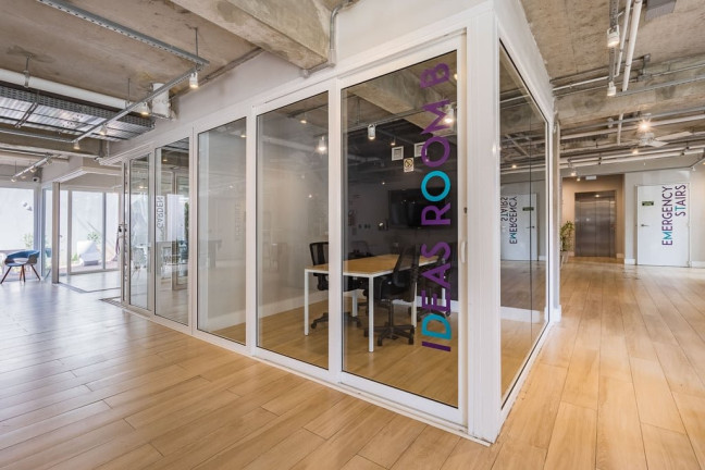 Imagem Imóvel Comercial à Venda, 27 m² em Santa Cecília - Porto Alegre