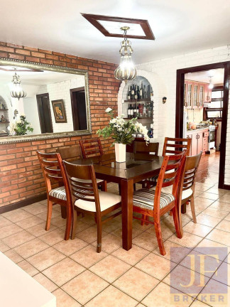 Imagem Casa com 3 Quartos para Temporada, 250 m² em Canasvieiras - Florianópolis Imagem Casa com 3 Quartos para Temporada, 250 m² em Canasvieiras - Florianópolis