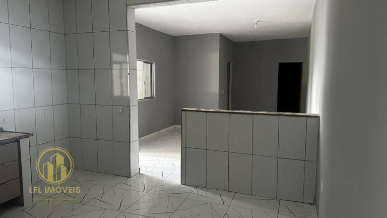 Imagem Casa com 1 Quarto para Alugar,  em Bandeiras - Osasco