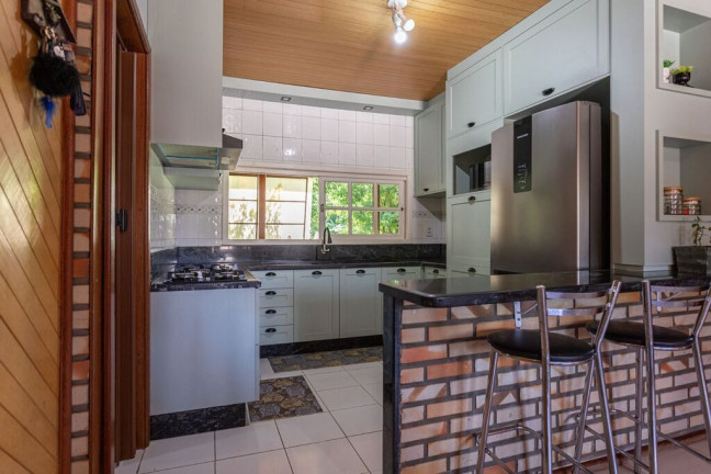 Imagem Casa com 3 Quartos à Venda, 160 m² em Centro - Lacerdópolis Imagem Casa com 3 Quartos à Venda, 160 m² em Centro - Lacerdópolis