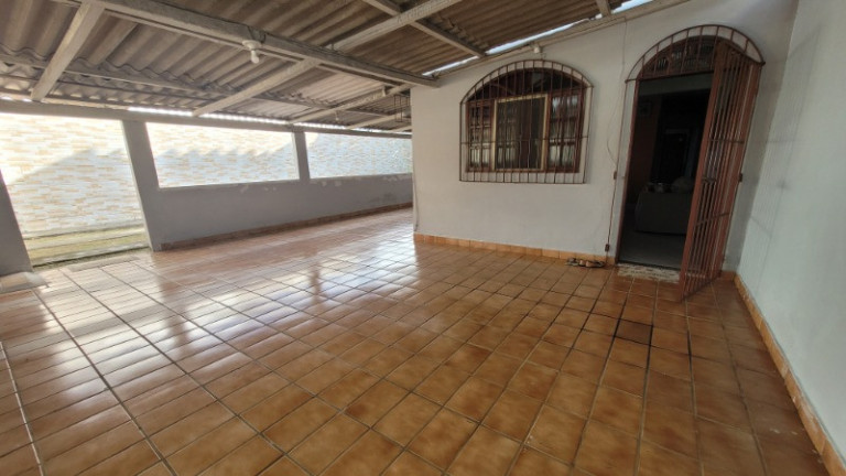 Imagem Casa com 1 Quarto à Venda, 300 m² em Das Laranjeiras - Serra Imagem Casa com 1 Quarto à Venda, 300 m² em Das Laranjeiras - Serra