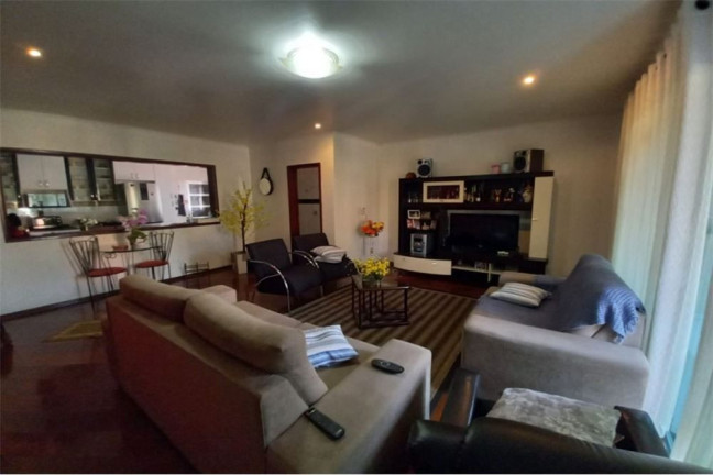 Imagem Casa com 3 Quartos à Venda, 473 m² em Jardim Las Vegas - Santo André Imagem Casa com 3 Quartos à Venda, 473 m² em Jardim Las Vegas - Santo André