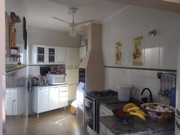 Imagem Casa com 3 Quartos à Venda, 172 m² em Jardim Das Orquideas - Avaré