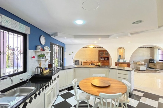 Imagem Casa com 3 Quartos à Venda, 395 m² em Espírito Santo - Porto Alegre Imagem Casa com 3 Quartos à Venda, 395 m² em Espírito Santo - Porto Alegre