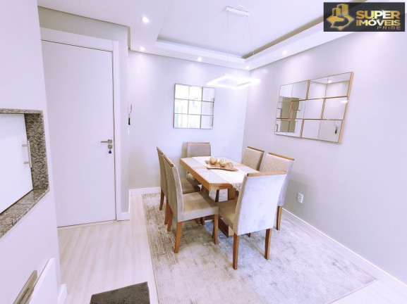 Imagem Apartamento com 2 Quartos à Venda, 70 m² em Três Vendas - Pelotas
