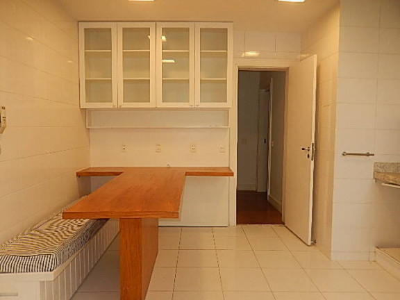 Imagem Apartamento com 2 Quartos à Venda,  em Leblon - Rio De Janeiro