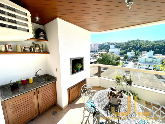 Imagem Imóvel com 3 Quartos à Venda, 148 m² em Vila Nova - Blumenau Imagem Imóvel com 3 Quartos à Venda, 148 m² em Vila Nova - Blumenau