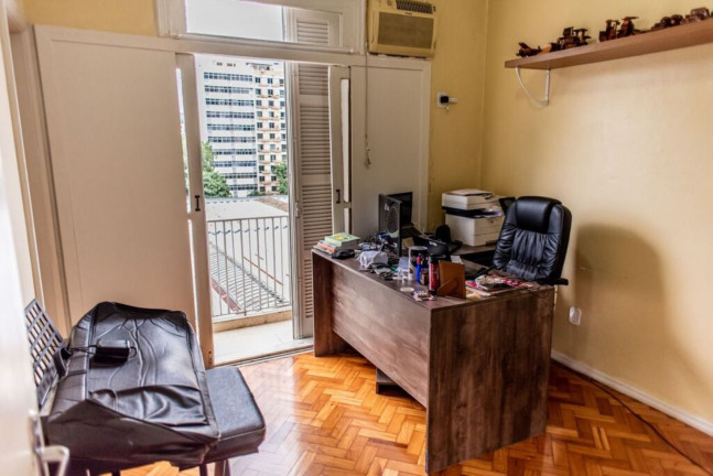 Imagem Imóvel com 3 Quartos à Venda, 120 m² em Tijuca - Rio De Janeiro Imagem Imóvel com 3 Quartos à Venda, 120 m² em Tijuca - Rio De Janeiro
