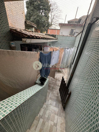 Imagem Casa com 3 Quartos à Venda, 130 m² em Vila Mathias - Santos Imagem Casa com 3 Quartos à Venda, 130 m² em Vila Mathias - Santos