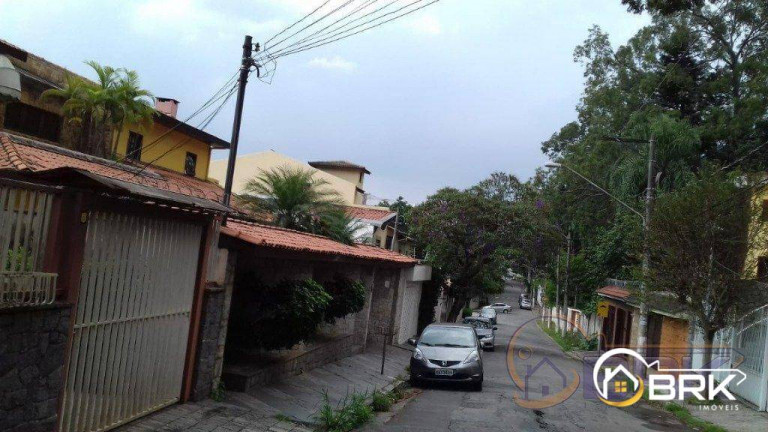 Imagem Sobrado com 3 Quartos à Venda, 396 m² em Vila Galvão - Guarulhos Imagem Sobrado com 3 Quartos à Venda, 396 m² em Vila Galvão - Guarulhos